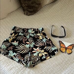 Rip curl black floral tropical pull on elastic waist lounge beach shorts XS​​